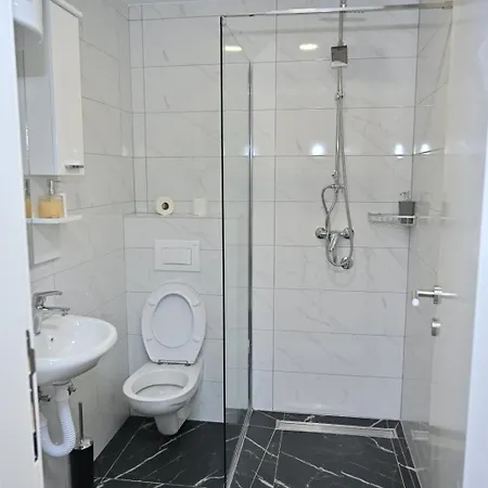 Sobe Bard Hostel *